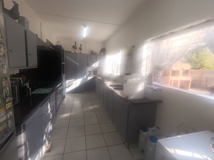 4 Bedroom Property for Sale in New Park Northern Cape